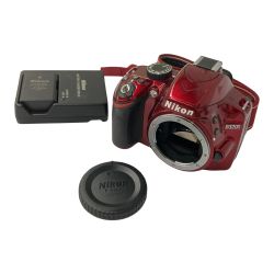 △△ Nikon ニコン デジタル一眼レフカメラ ボディ+バッテリー+充電器 D3200 Aランク