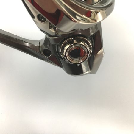  SHIMANO シマノ スピニングリール 24ツインパワー C3000MHG 046819 ハンドルノブカスタム済 箱,ライン付