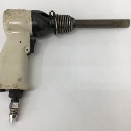  MAKITA マキタ エアハンマ　クイックチェンジリテーナ破損の為、要交換 AH40 ホワイト