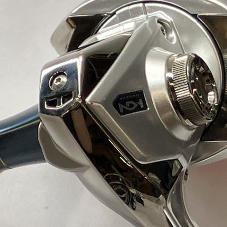  SHIMANO シマノ スピニングリール  18ストラディックSW 4000HG 本体のみ 03894