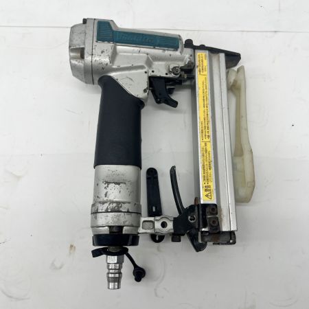  MAKITA マキタ 常圧用エアタッカ 10mm AT1025A シルバー×ブルー 本体のみ