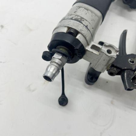  MAKITA マキタ 常圧用エアタッカ 10mm AT1025A シルバー×ブルー 本体のみ