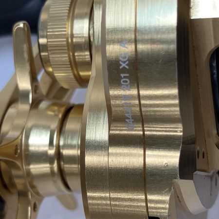  SHIMANO シマノ ベイトリール 22カルカッタコンクエスト 201XG   044419