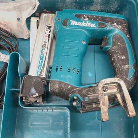  MAKITA マキタ 充電式タッカ 14.4v 充電器・充電池1個付 ケース割 書き込み有 ST420DZK