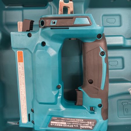  MAKITA マキタ 充電式タッカ本体 18v ケース付 ST312D