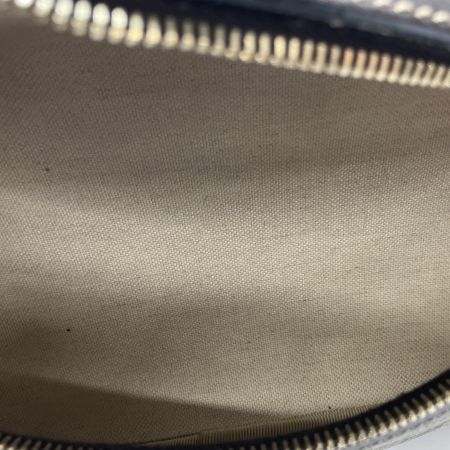  GUCCI グッチ ボディバッグ GG ウエストバッグ GGスプリームキャンバス 233269