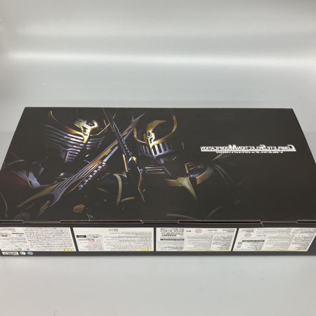   仮面ライダー龍騎 CSM Vバックル＆ドラグバイザー