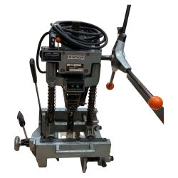 △△ HITACHI 日立 30mm 深穴角のみ　100V BS-30 Cランク