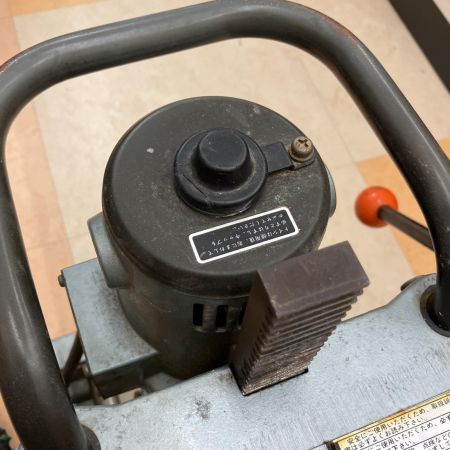  HITACHI 日立 30mm 深穴角のみ　100V BS-30