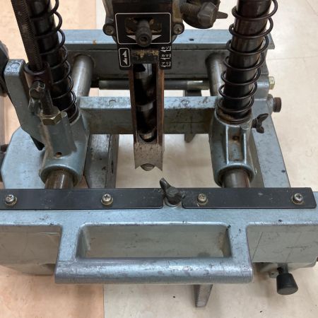  HITACHI 日立 30mm 深穴角のみ　100V BS-30