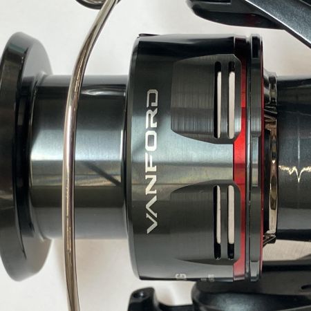  SHIMANO シマノ スピニングリール 24ヴァンフォードC3000XG-A 047083