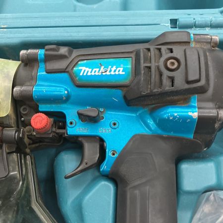  MAKITA マキタ 50ｍｍ　エア釘打ち　 高圧　コイルネイラ ロール釘打機 AN532H スカイブルー
