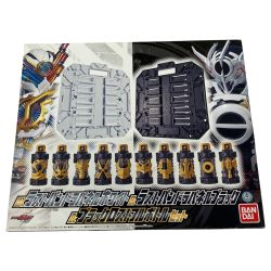 △△ BANDAI バンダイ 仮面ライダービルド DXラストパンドラパネルホワイト＆ラストパンドラパネルブラック＆ブラッククロストボトルセット Sランク