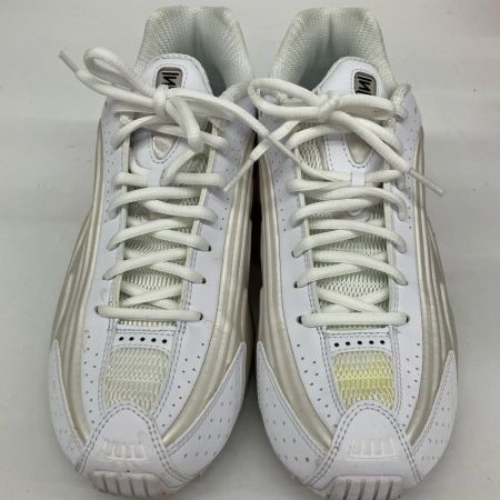  NIKE ナイキ スニーカー Wmns Shox R4 AR3565-103 ホワイト