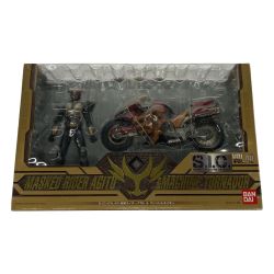 △△  S.I.C. VOL.40 仮面ライダーアギト＆マシントルネイダー BANDAI Aランク