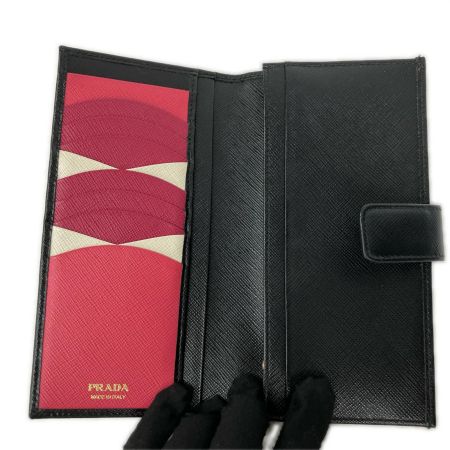  PRADA プラダ 長財布 サフィアーノ 1MV025 ブラック