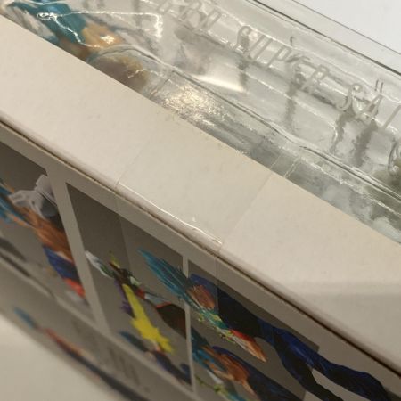   S.H.Figuarts ドラゴンボール超 スーパーサイヤ人ゴッドスーパーサイヤ人ベジット