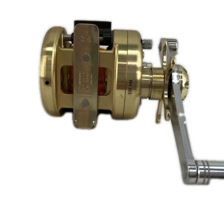 SHIMANO シマノ  ベイトリール カルカッタ100XT 31920
