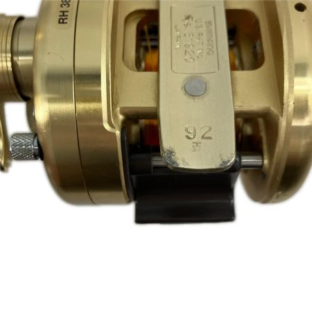 SHIMANO シマノ  ベイトリール カルカッタ100XT 31920