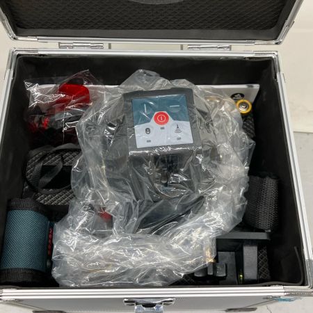  BOSCH ボッシュ レーザー墨出し器 GLL 8-40E