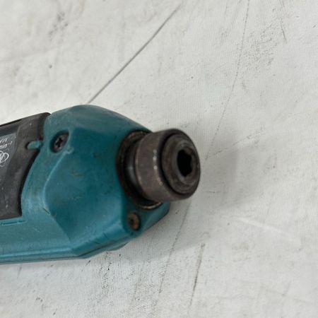 MAKITA マキタ ペンインパクトドライバ　本体のみ TD022D ブルー