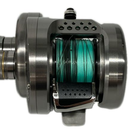  SHIMANO シマノ ベイトリール 17カルカッタコンクエストBFS HG-L Availスプール付  03676