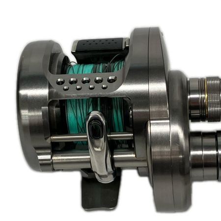  SHIMANO シマノ ベイトリール 17カルカッタコンクエストBFS HG-L Availスプール付  03676