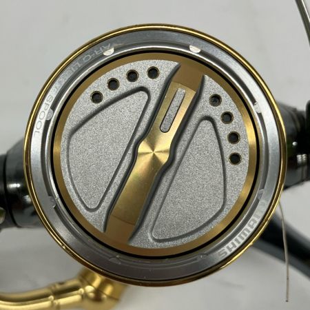  SHIMANO シマノ スピニングリール 10ステラ 2000 箱付  02428