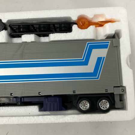トランスフォーマー ミッシングリンク C-01 コンボイ