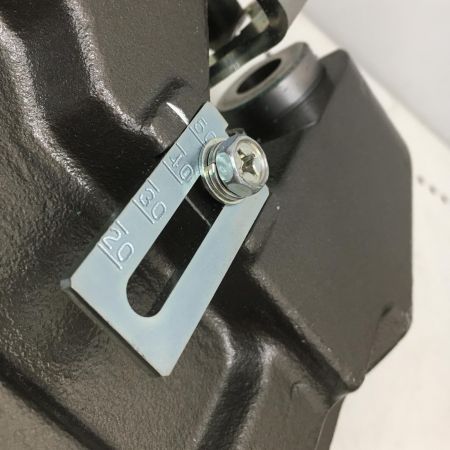  育良精機 IKURA SEIKI 油圧式コードレスパンチャー ISK-MP2050LF ブルー 36v 充電器・充電池1個・ケース付