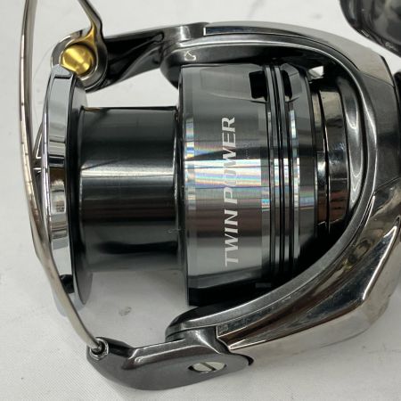  SHIMANO シマノ スピニングリール ツインパワー C3000XG 046826