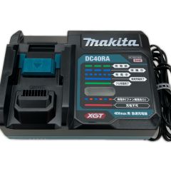  MAKITA マキタ 40VMAX用　急速充電器 DC40RA Sランク