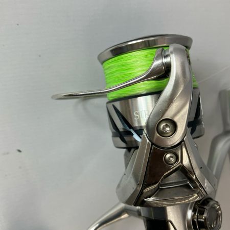 SHIMANO シマノ スピニングリール  23ストラディック C3000XG 程度B 045867