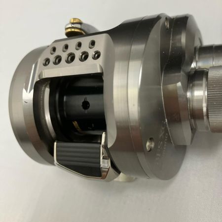  SHIMANO シマノ リール 23カルカッタコンクエストBFS XGR 045706