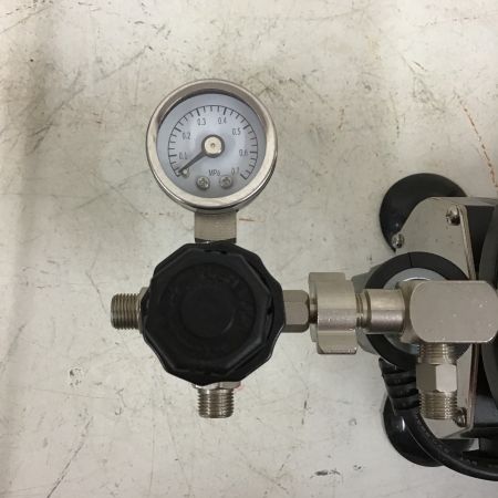  Iwatani イワタニ エアブラシ用 オイルフリー ミニコンプレッサー　ブラシセット IS-850