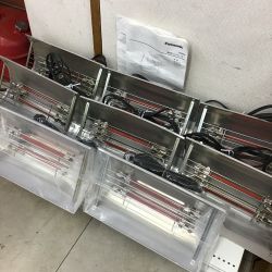 ◇◇ Panasonic パナソニック 家畜用コルツヒーター/8個セット NK-RH22CE Bランク