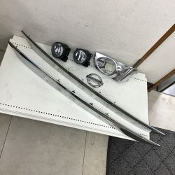 ◇◇  日酸 セレナ パーツまとめ フォグランプおまけ Bランク