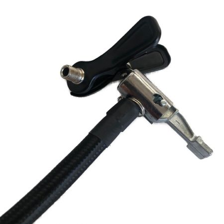  MAKITA マキタ 充電式空気入れ　充電器・充電池・ケース付 MP100D