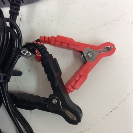  CELLSTAR セルスター 8段階自動充電制御 バッテリー充電器 DRC-1000