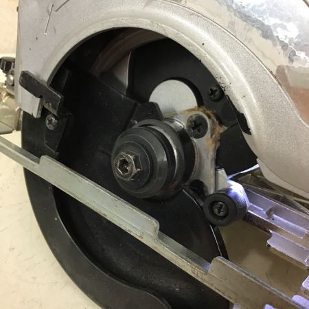  RYOBI リョービ 充電式 丸のこ　125ｍｍ　充電器・充電池×２・ケース付 BW-470