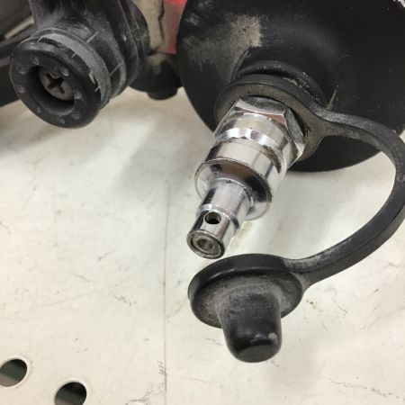  MAKITA マキタ 高圧 フロアタッカ　25～50ｍｍ　先端割れ有 AT450H