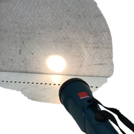  MAKITA マキタ バッテリー式ライト 充電式ライト 充電器・充電池・豆球付 ML702