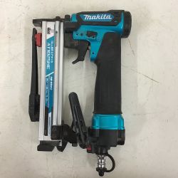 ◇◇ MAKITA マキタ 10ｍｍ 高圧 エアタッカ　青　本体のみ AT1025HE Bランク