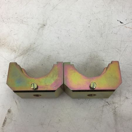  IZUMI ダイス　圧着工具パーツ T-560