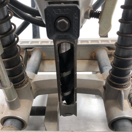  MAKITA マキタ 手動角のみ 100Ｖ 7304