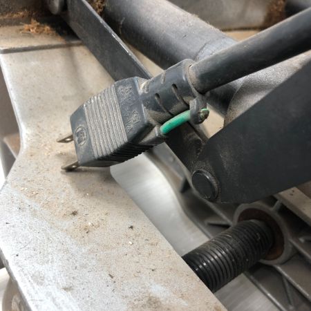  MAKITA マキタ 手動角のみ 100Ｖ 7304