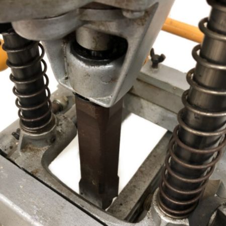  MAKITA マキタ 角のみ　MAKITA 7303