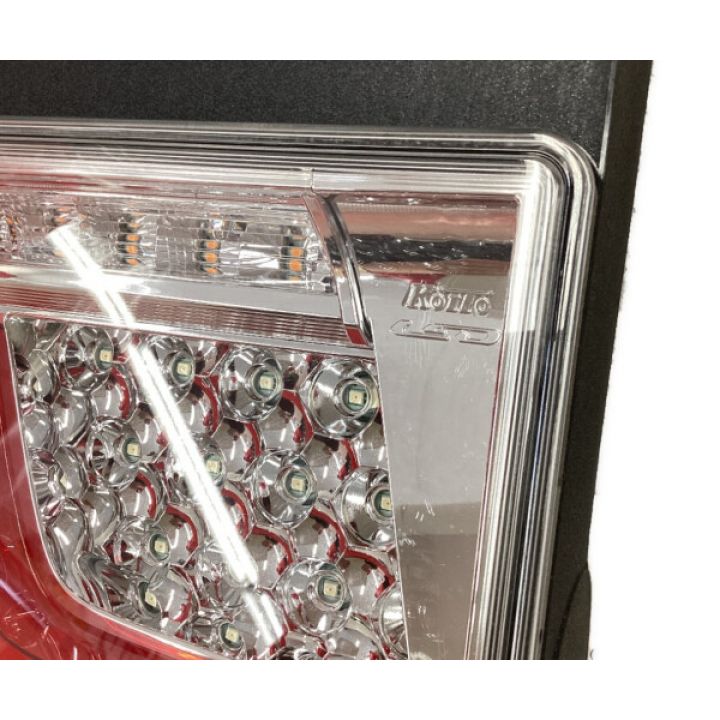 小糸製作所 トラック用 オールLEDリアコンビネーションランプ 3連