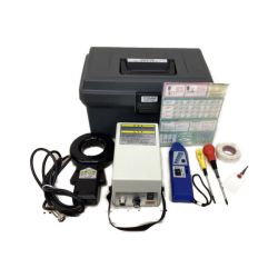 ◇◇ 戸上電機製作所 リークキャッチャー 無停電漏電探査器 アダプタ欠品 SLE-A-T SLE-A-R ホワイト Dランク