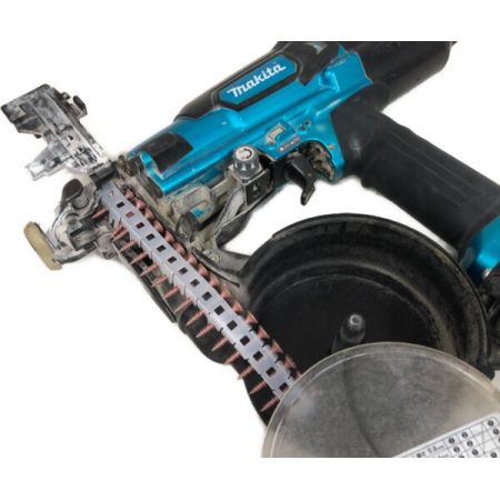  MAKITA マキタ 高圧エアビス打ち　41㎜　ケース付 AR411HR ブルー